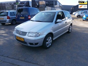 Volkswagen Polo 1.4-16V Master Edition Automaat