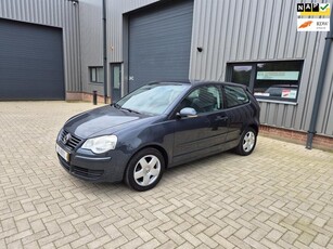 Volkswagen Polo 1.4-16V Optive 2e EIGENAAR nette auto