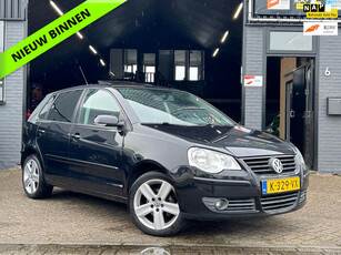 Volkswagen Polo 1.4-16V Trendline|Airco|Schuifdak|El.Pakket|