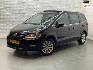 Volkswagen Sharan 1.4 TSI Highline 7p. 2E EIGENAAR NAP PANO