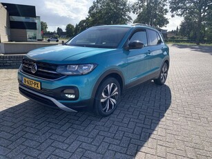 Volkswagen T-Cross 1.0 TSI Life Business [ virtual cockpit,half leer,navi,apple carplay,17``lmv,airco,camera ]