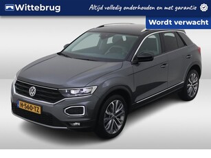 Volkswagen T-Roc 1.5 TSI Sport Executive Navigatie / Airco (Clima) / Parkeersensoren / LED / Cruise / Bluetooth