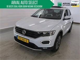 Volkswagen T-Roc 1.5 TSI Sport Trekhaak Pano PDC