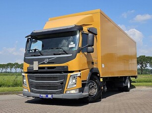 VOLVO FM 330 19.5t airco taillift