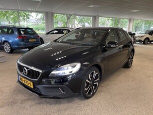 Volvo V40 Cross Country 1.5 T3 , standkachel,on call