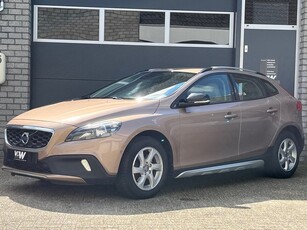 Volvo V40 Cross Country 1.6 T4 Momentum AUTOMAAT nieuwstaat .