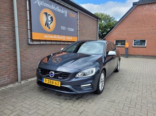 Volvo V60 2.0 D4 Summum R-design (bj 2014)