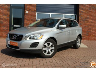 Volvo XC60 2.0T Momentum [VERKOCHT]