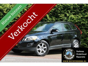 Volvo XC60 2.4D AWD Momentum automaat navigatie trekhaak