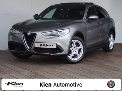 ALFA ROMEO STELVIO 2.0 T 280 pk AWD Super | Pano-dak | Veloce interieur | Groot Navi | BTW |