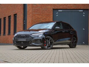 Audi A3 Sportback 40 TFSI e S edition RS zetels Pano