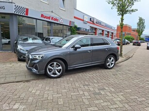 AUDI Q3 40 TFSI QUATTRO PRO LINE S / Trekhaak / Adap. CC /