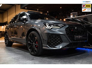 Audi Q3 RSQ3|CARBON|RSDYNAMIC|PANO|FULL