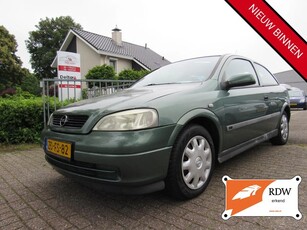 AUTOMAAT Opel Astra 1.6 Club apk 14-01-2025 (bj 1999)