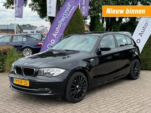 BMW 1-serie 116i Executive / PDC achter elektrische ramen stoelverwarm