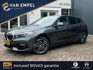 BMW 1-serie 118i Executive Edition | NL-auto | Digitale cockpit | PDC voor en achter | Navigatie |