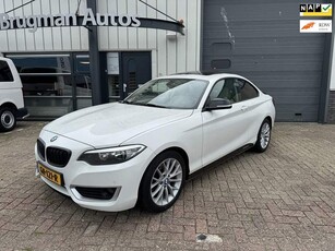 BMW 2-serie Coupé 220i High Executive