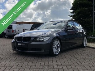 BMW 3-serie 320i High Executive, Leer, Navi,Dakje, Trekhaak!