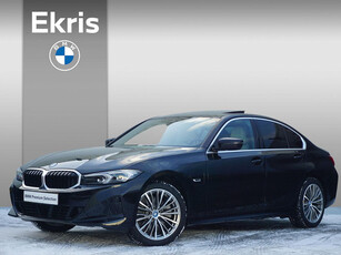 BMW 3 Serie Sedan 320e Trekhaak / Hifi / Schuif- Kanteldak / Stoelverwarming | Showroom Sale