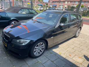 BMW 3-serie Touring 325i Dynamic Executive EXPORT LEES TEKST