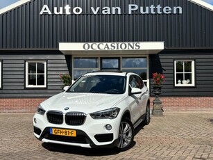 BMW X1 XDrive20i High Executive / Panoramadak / Automaat /