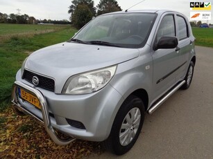 Daihatsu Terios 1.5-16v 2WD Airco! NAP! Mooie auto!