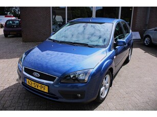 Ford Focus 1.6-16V Futura Airco, Cruise control