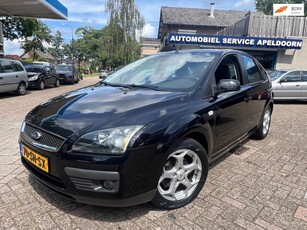 Ford Focus 1.6-16V Futura * NW.