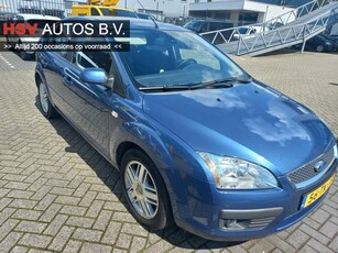 Ford Focus 1.6-16V Ghia airco LM 4-deurs org NL