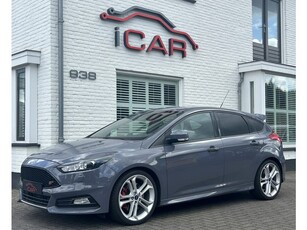 Ford Focus 2.0 ST-2 Xenon-Navi-Keyless-Performance-Cruise