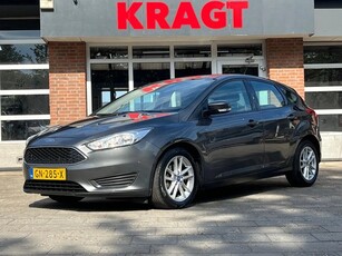 Ford Focus Trend Edition 1.0 100 pk - 5drs - navi - airco -