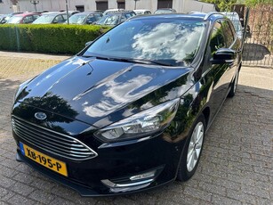 Ford Focus Wagon 1.0 Titanium MOTER TIKT