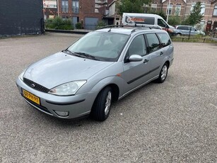 Ford FOCUS Wagon 1.6-16V Futura! Climate! Leder! Nw ApK!