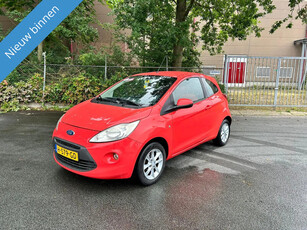 Ford Ka 1.2 Trend NETTE AUTO RIJD EN SCHAKELT TOP