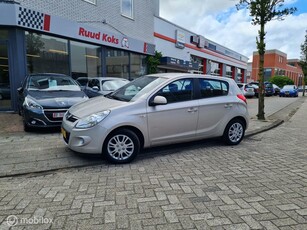 HYUNDAI i20 1.2i DYNAMICVERSION / Airco / Trekhaak /