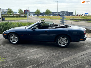 Jaguar XK8 4.0 V8 Convertible