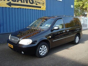 Kia Carnival 2.9 CRDI EX AIRCO +TREKHAAK + GRIJS KENTEKEN .