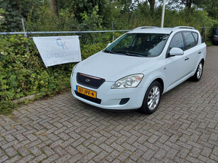 Kia Cee'd Sporty Wagon 1.4 CVVT X-tra