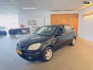 Kia Rio 1.4 LXE Apk Nieuw,2e Eigenaar,Weinig