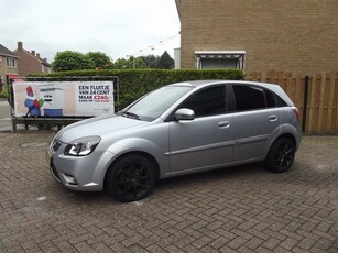 Kia Rio 1.4 X trekhaak airco oa (bj 2010)