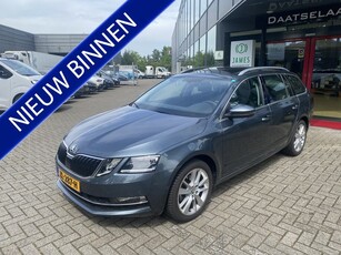 Škoda Octavia Combi 1.5 TSI Automaat Pannoramadak