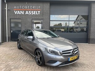 Mercedes-Benz A-Klasse 180 Edition Navi , Clima , 18