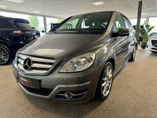 Mercedes-Benz B-Klasse 180 Automaat, PDC, Airco, L/m