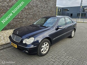 Mercedes C-klasse 200 K. Avantgarde , Airco , Nieuwe apk