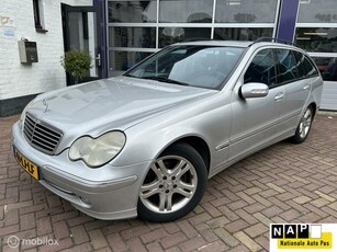 Mercedes C-klasse Combi 200 K. Avantgarde * AUTOMAAT * AIRCO