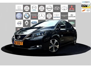 Nissan LEAF 2.ZERO EDITION 40 kWh Carplay_3d Cam_Stuur en