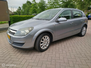 Opel Astra 1.6 benzine airco, cc mooie vakantie auto