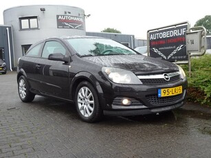 Opel Astra GTC 1.6 Cosmo (bj 2010)