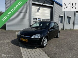 Opel Corsa 1.0-12V Rhythm