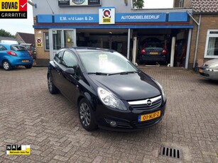 Opel Corsa 1.2-16V Cosmo Automaat